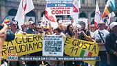 Precari in piazza con i 5 Stelle: "Non vogliamo lavori stagionali"