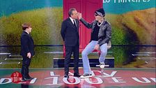 Sfera Ebbasta e le domande dei 100