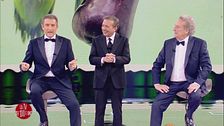 Ezio Greggio, Enzo Iacchetti e le domande dei 100