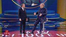 Gerry Scotti e le domande dei 100