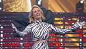Michelle Hunziker apre lo show!