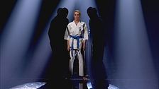 Il monologo per le donne di Michelle Hunziker e Aurora Ramazzotti