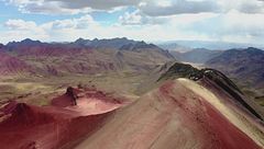 Ep. 7 - La montagna arcobaleno e il canto del ghiaccio