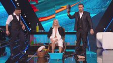 Michelle Hunziker e il look da nonna