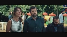 Trailer - Tre di troppo