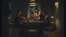 Trailer - Family dinner