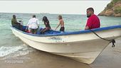 La barca per i Naufraghi non famosi