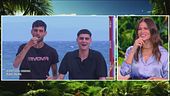 L'aperitivo in riva al mare di Jey Lillo e del fratello Checcho