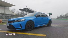 Vicky Piria sulla Honda Type R