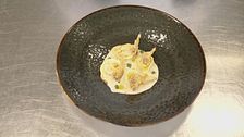 Ravioli in salsa di carciofi e porri
