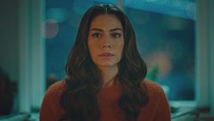 Zeynep confronta Ekrem e Nermin