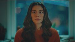 Zeynep confronta Ekrem e Nermin
