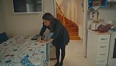 Emine scappa di casa