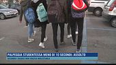 Palpeggia studentessa meno di 10 secondi: assolto