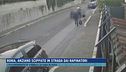 Roma, anziano scippato in strada dai rapinatori
