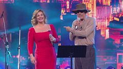 Il duetto di Vanessa Incontrada e Teo Teocoli