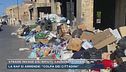 Strade invase dai rifiuti, cassonetti stracolmi
