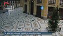 Napoli, il furto dell'albero di natale