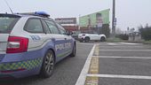 58enne accoltellata alla gamba in autogrill