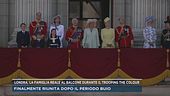 Londra, la famiglia reale al balcone durante il Trooping the colour