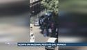 Scippa un'anziana, pestato dal branco