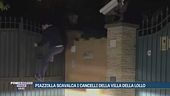 Piazzolla scavalca i cancelli della villa della Lollo