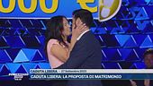 Caduta libera: la proposta di matrimonio