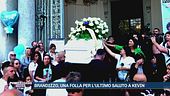 Brandizzo, una folla per l'ultimo saluto a Kevin