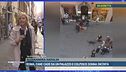 Roma, cane cade da un palazzo e colpisce donna incinta