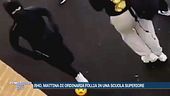 Rho, terrore a scuola: assalto con petardi e fumogeni