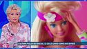 L'ultima follia dei social: il collo lungo come una barbie