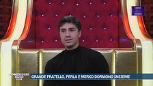 Grande fratello, Perla e Mirko dormono insieme