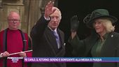 Re Carlo, il ritorno: sereno e sorridente alla messa di Pasqua