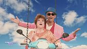 Orietta Berti, in barca o in vespa è sempre un successo