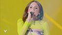 Angelina Mango canta la sua nuova hit "Che t'o dico a fa'"
