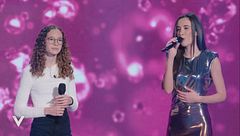 Benedetta Caretta e Marta Viola in "My heart will go on"