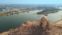 Ep. 2 - Mummie di coccodrillo e la città perduta di Avaris