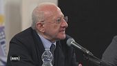 Manifestazione dei sindaci, De Luca commenta gli scontri