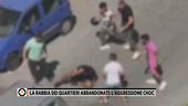 La rabbia dei quartieri abbandonati: l'aggressione choc