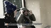 Ladri di case - l'immigrato che beffa la pensionata