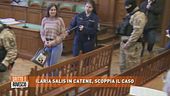 Ilaria Salis in catene, scoppia il caso