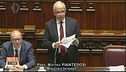 Scontro politico sulle cariche della polizia