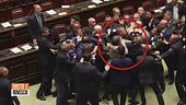 L'analisi dei video della rissa, cosa è successo?