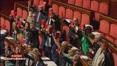 Cosa è successo dentro e fuori dall'aula a seguito dell'approvazione del premierato