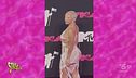 Agli MTV Awards un trio di abiti contro il buon gusto