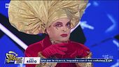 Cristiano Malgioglio, piumato è Caustico