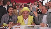 Fiorello fuorionda, con buon compleanno a Striscia la notizia