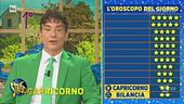 A "Moda Caustica" Paolo Fox completamente al verde