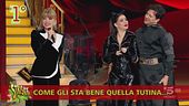 "Ballando", a Mariotto cade l'occhio sulla tutina
