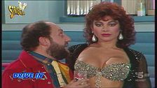 Carmen Russo la cassiera star del Drive In a Striscia